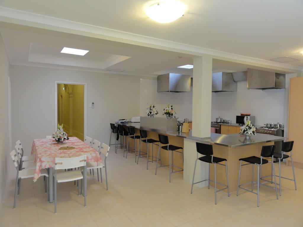Perth 178 Backpackers Pansiyon Dış mekan fotoğraf